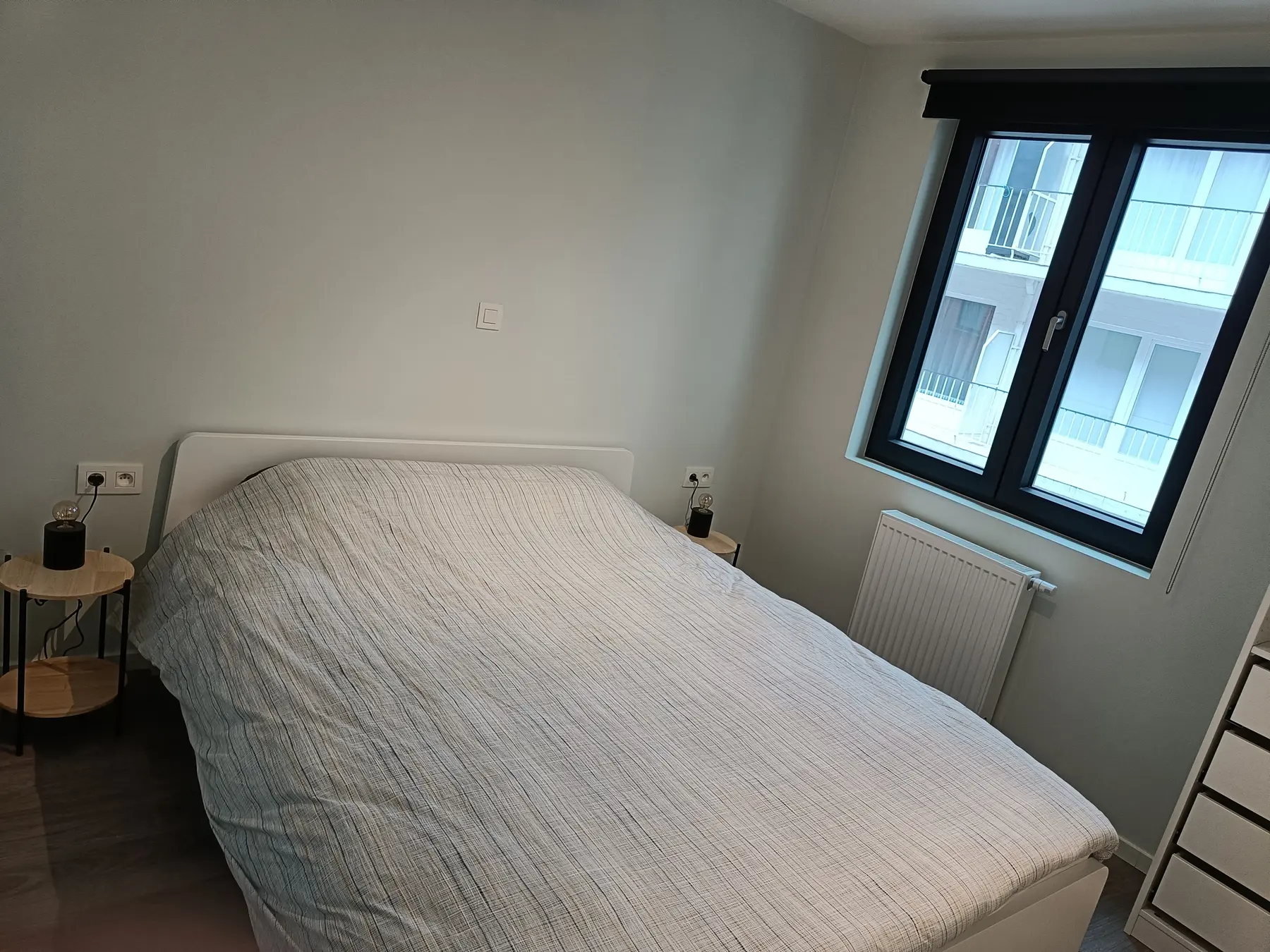 Slaapkamer met dubbel bed