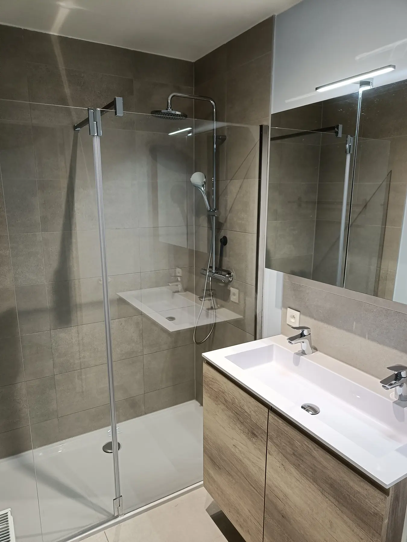 Badkamer met inloopdouche